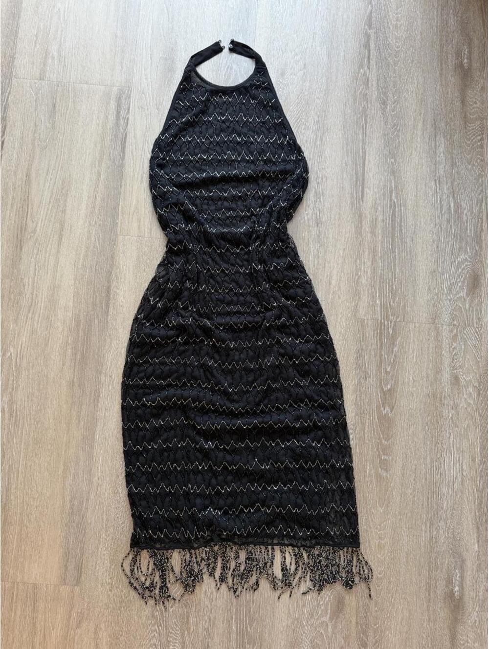Gorgeous Zara dress with open back